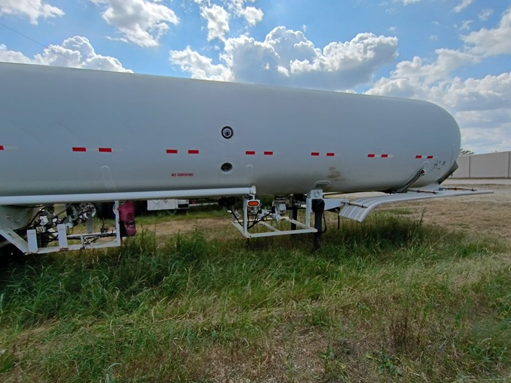 1977-trinity-tank-image-13