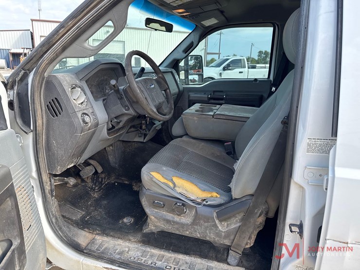2012-ford-f350-xlt-image-14