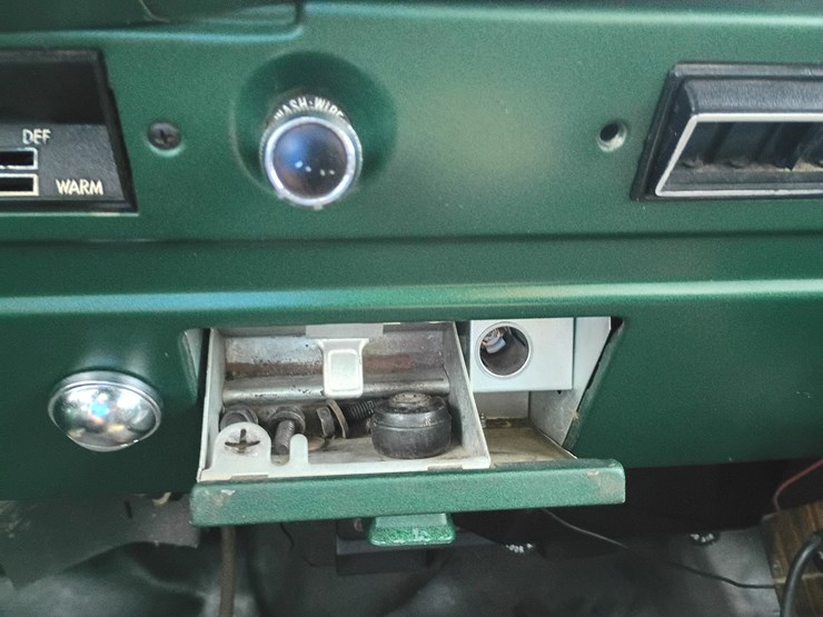 1976-dodge-ram-charger-image-44