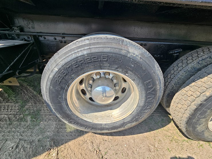 2006-sterling-l9500-image-126