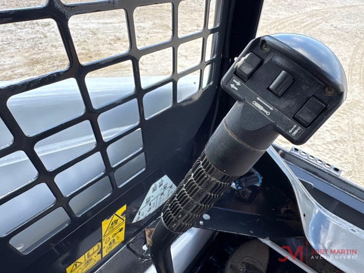 2021-bobcat-s450-image-17
