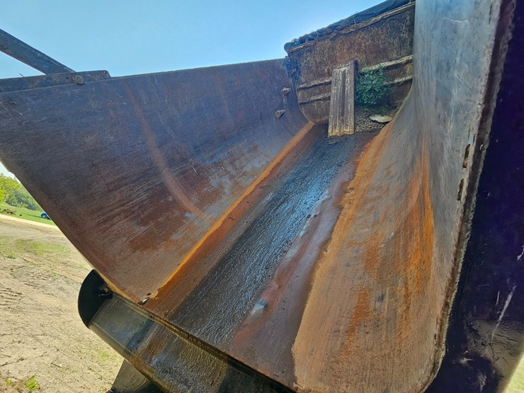 2006-sterling-l9500-image-44