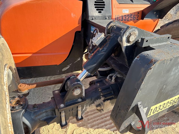 2015-jlg-g6-42a-image-30