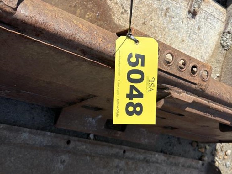 #5048-•-(1)-approx-78"-tooth-bucket-image-7