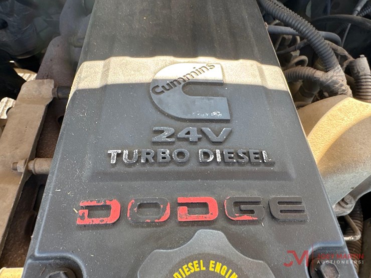 2003-dodge-ram-3500-image-13