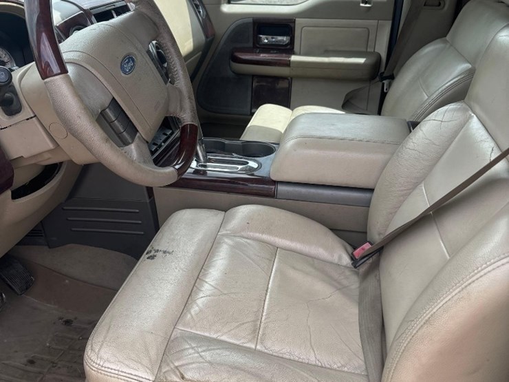 2004-ford-f150-image-8
