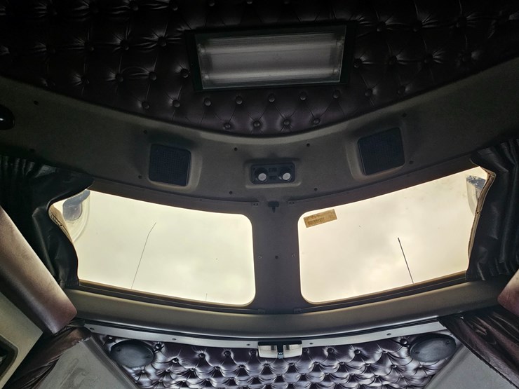 2000-kenworth-w900-image-73