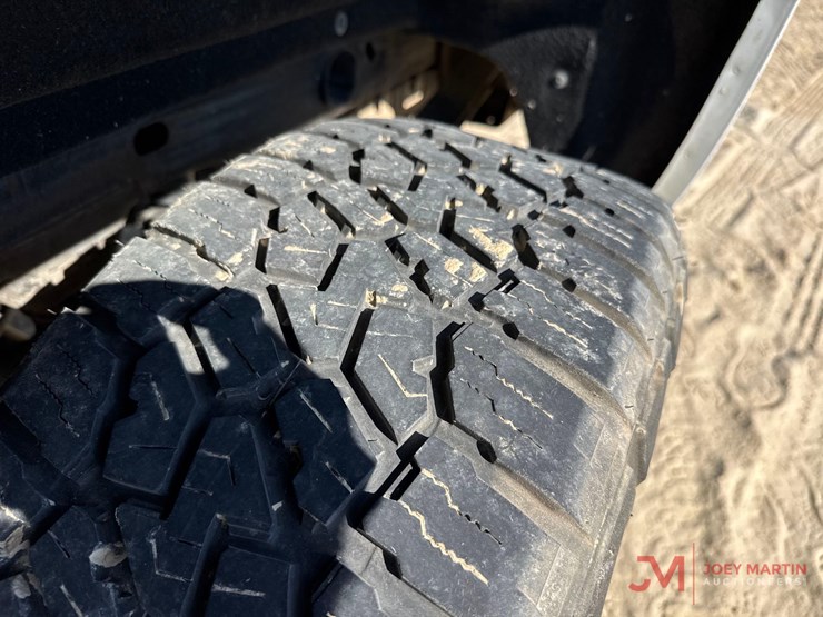 2015-chevrolet-1500-image-8