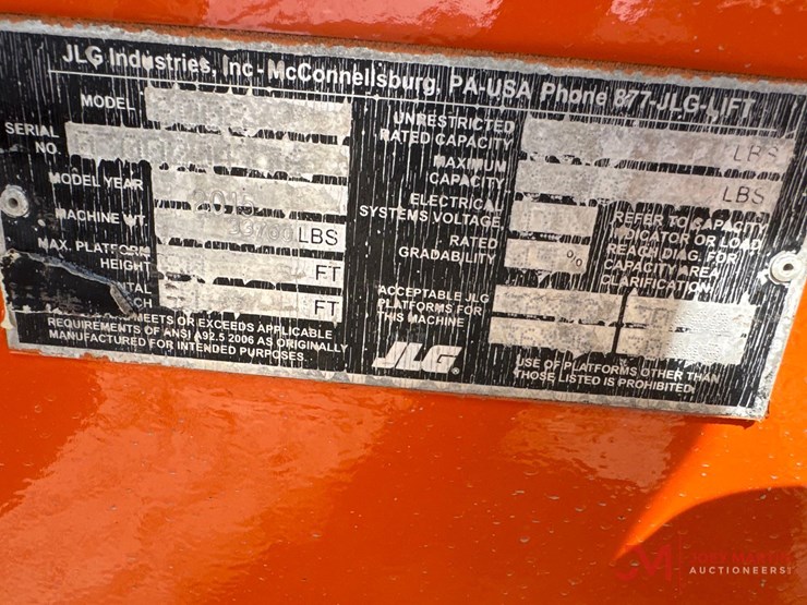2015-jlg-800s-image-9