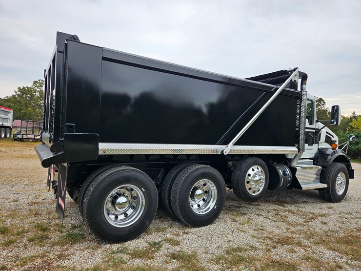 2015-kenworth-t800-image-19