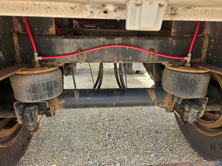 2011-great-dane-flatbed-image-34