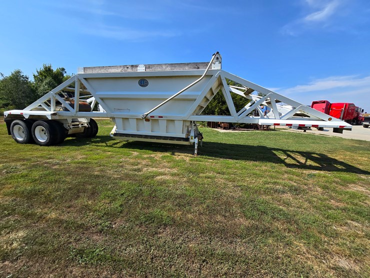 2018-4t-mfg-belly-dump-image-50