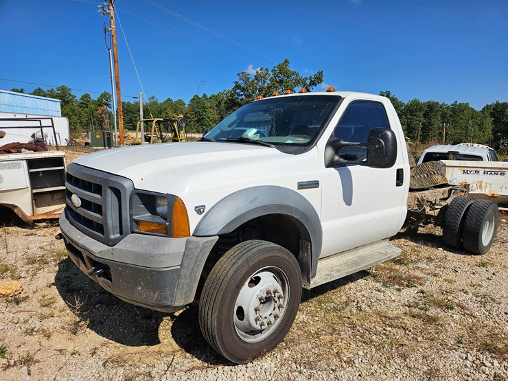 2005-ford-f450-image-2