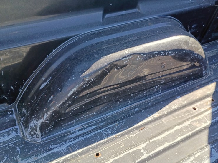 2003-chevrolet-silverado-image-77