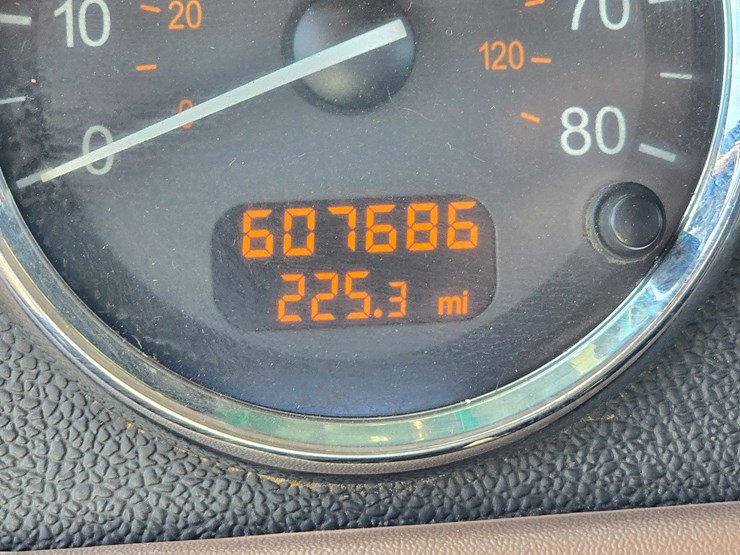 2014-peterbilt-388-image-113