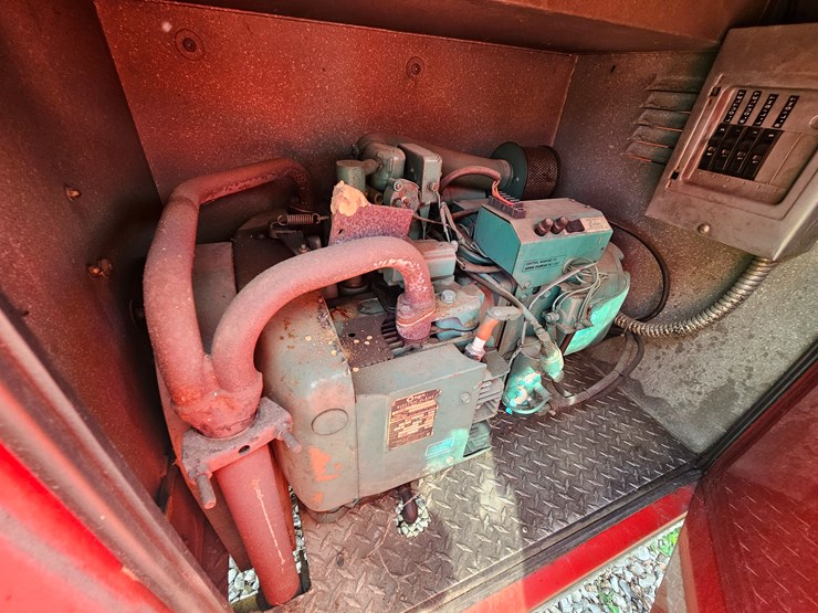 1983-ford-c800-image-86