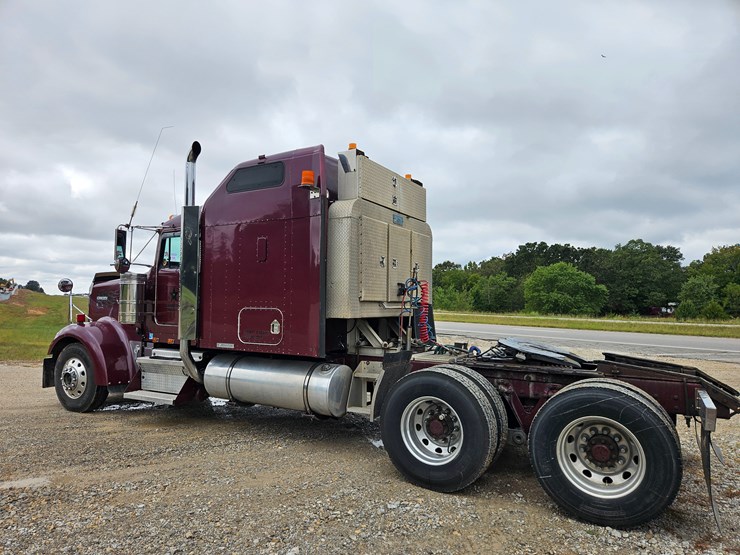 2000-kenworth-w900-image-9