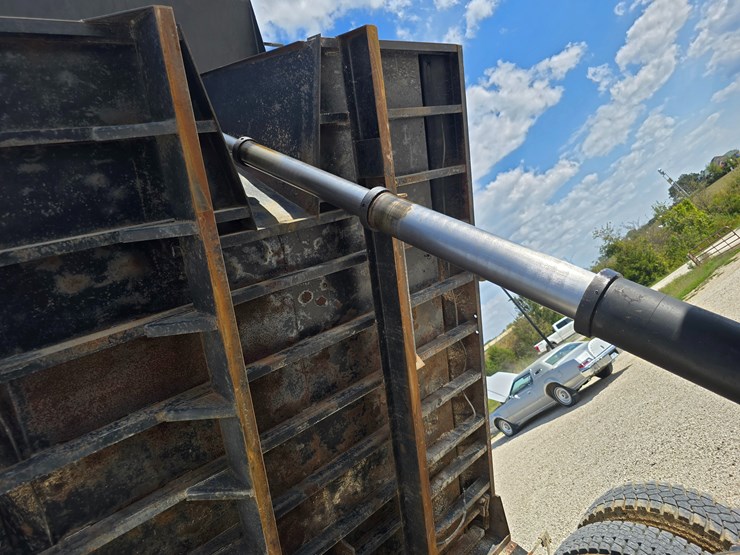 1994-ford-lta9000-image-67