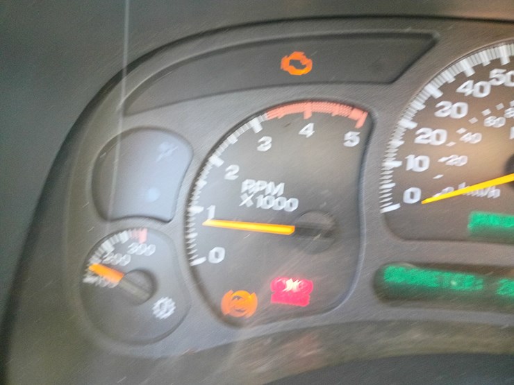 2003-chevrolet-silverado-image-56