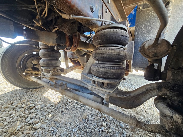 1989-peterbilt-379-image-116