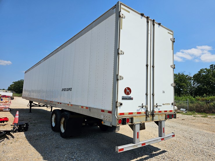 2013-great-dane-trailer-image-13