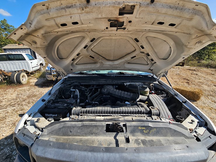 2005-ford-f450-image-18