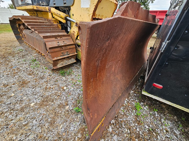 komatsu-d61ex-image-21