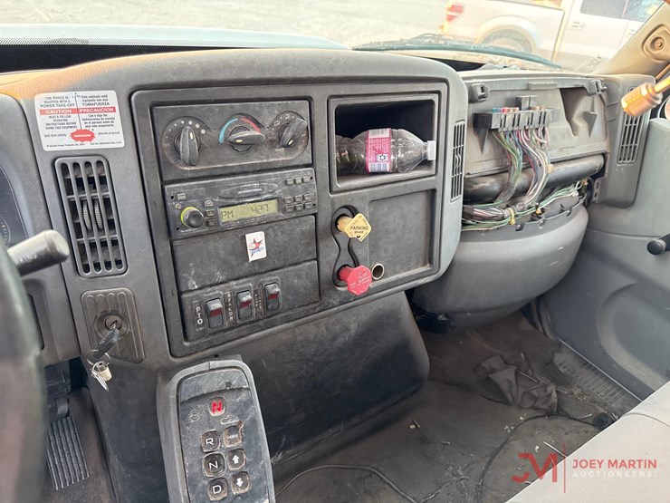2006-international-durastar-4300-image-26