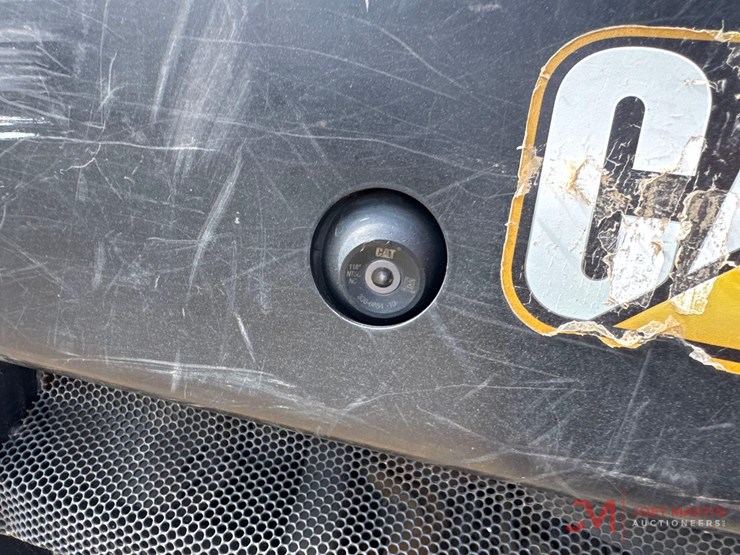 2022-caterpillar-259d3-image-8