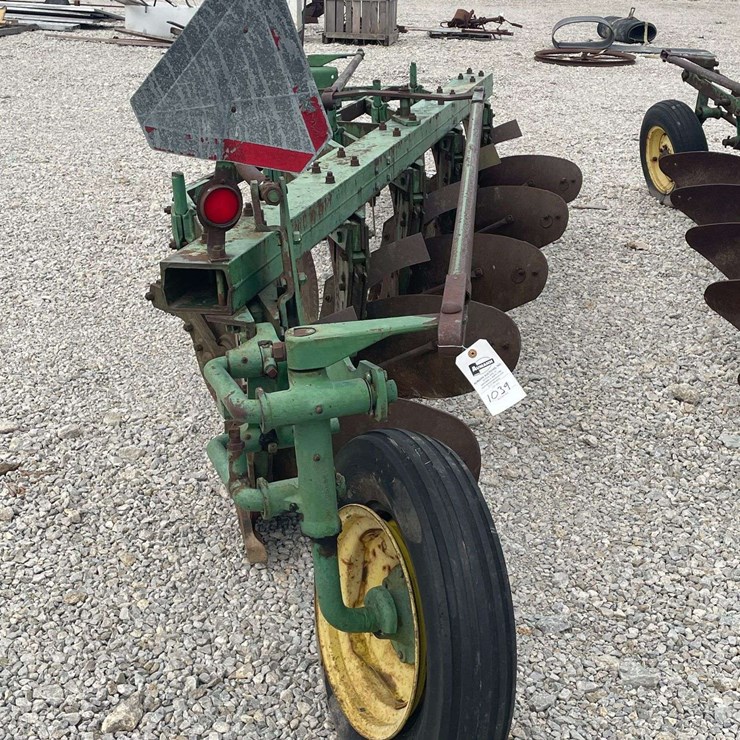 JOHN DEERE 5