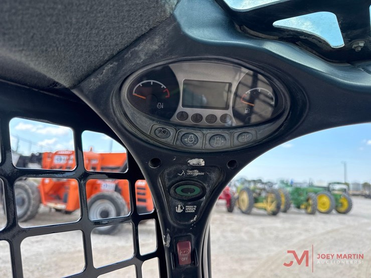 2021-bobcat-s450-image-16