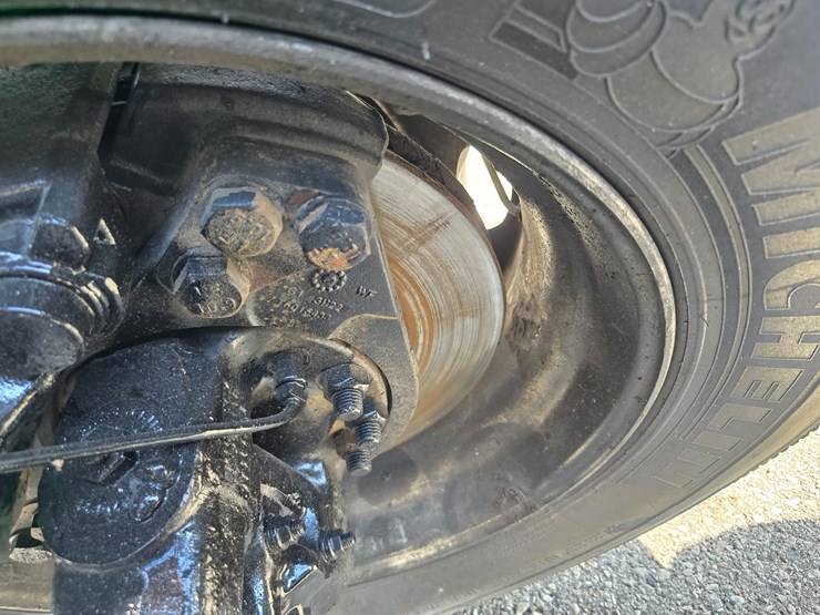 2014-peterbilt-388-image-63