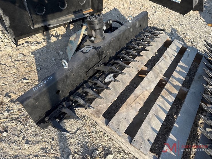 new-iranch-48"-sickle-mower-mini-excavator-attachment-image-1