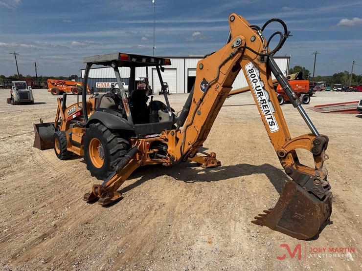 2016-case-580sn-image-3
