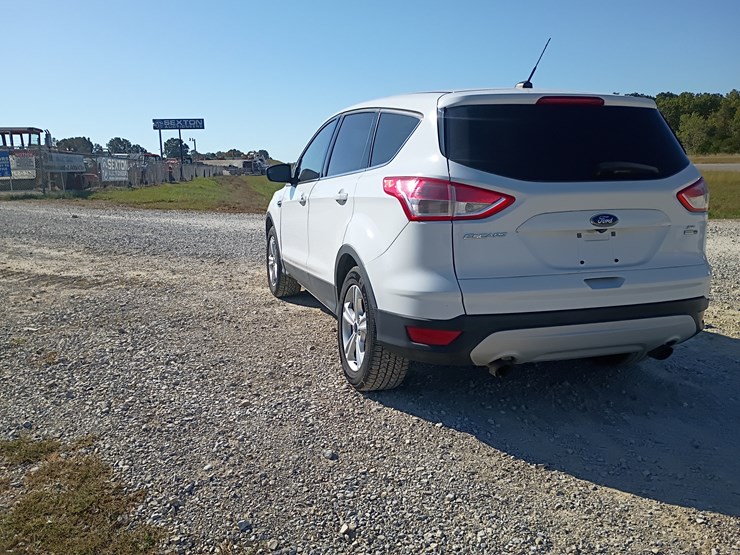 2016-ford-escape-image-7