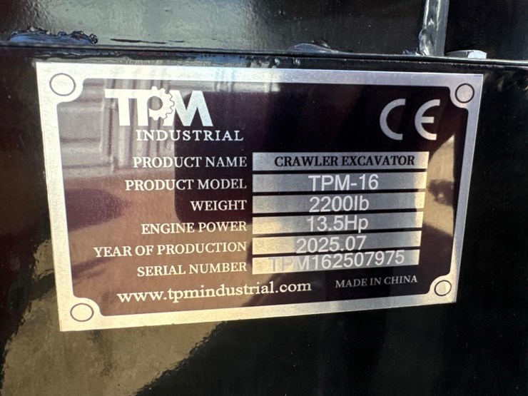 new-tpm-industrial-co-mini-excavator-model-tpm-16-image-7