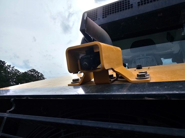 2023-caterpillar-953-image-126