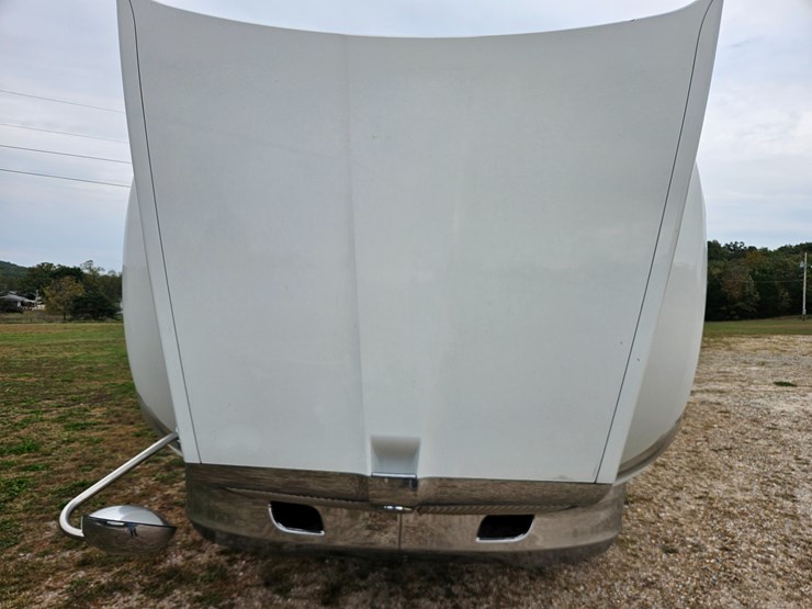 kenworth-t680-image-35