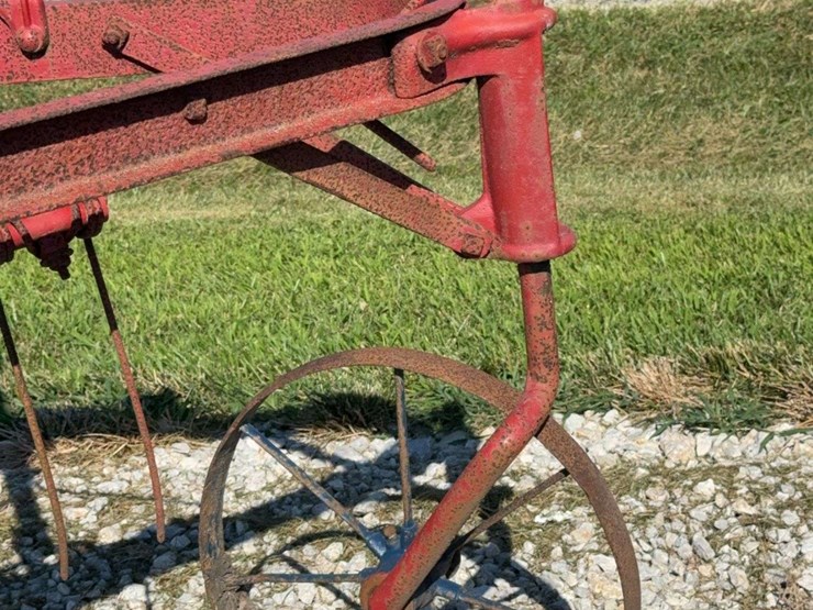 international-hay-tedder-image-11