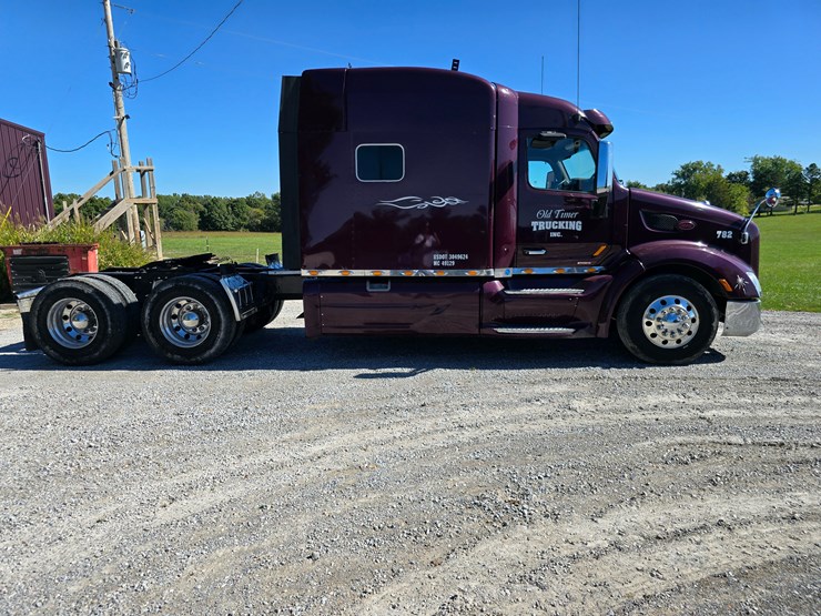 2015-peterbilt-579-image-33