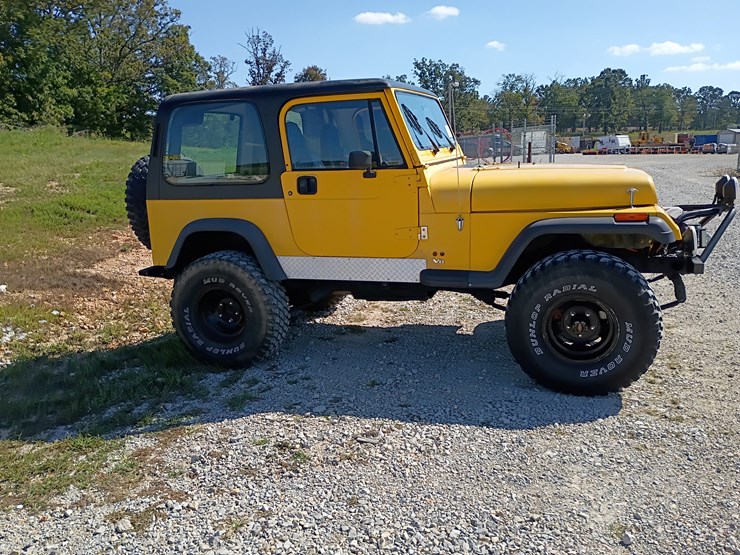 1995-jeep-wrangler-image-14