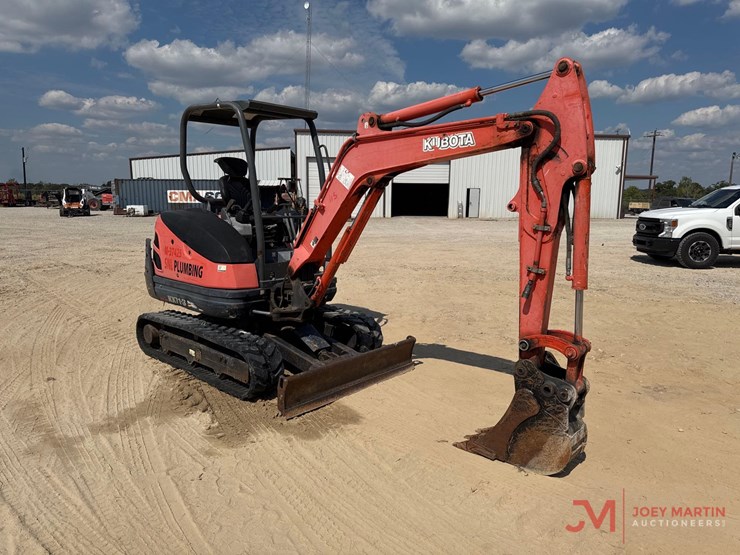 2014-kubota-kx71-3s-image-3