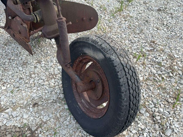four-bottom-plow-image-24