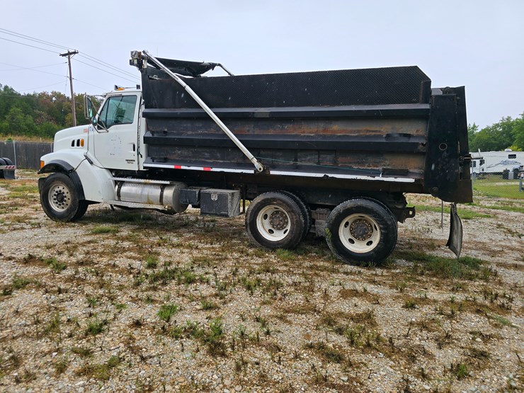 1999-sterling-l9511-image-9