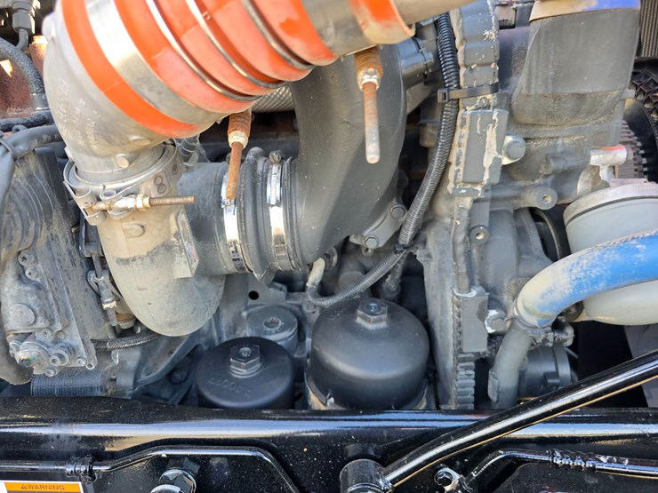 2019-peterbilt-567-image-67