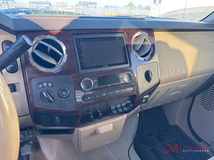2009-ford-f350-image-23
