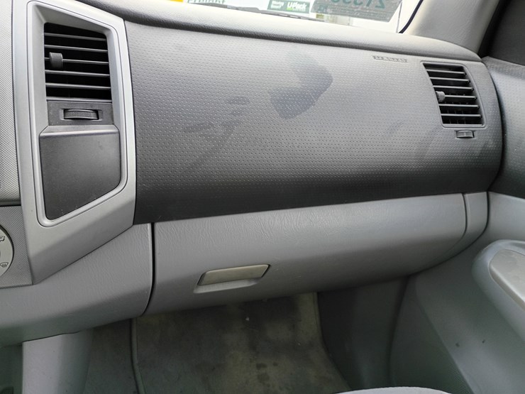 2007-toyota-tacoma-image-33