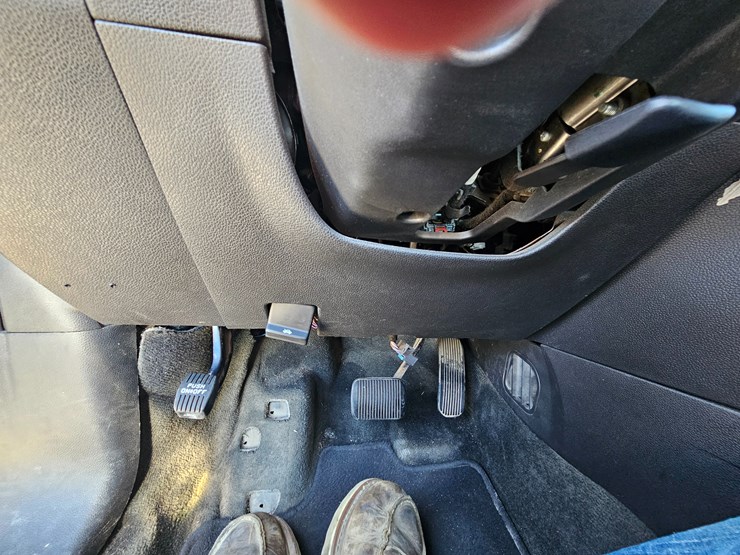 2014-ford-explorer-image-41