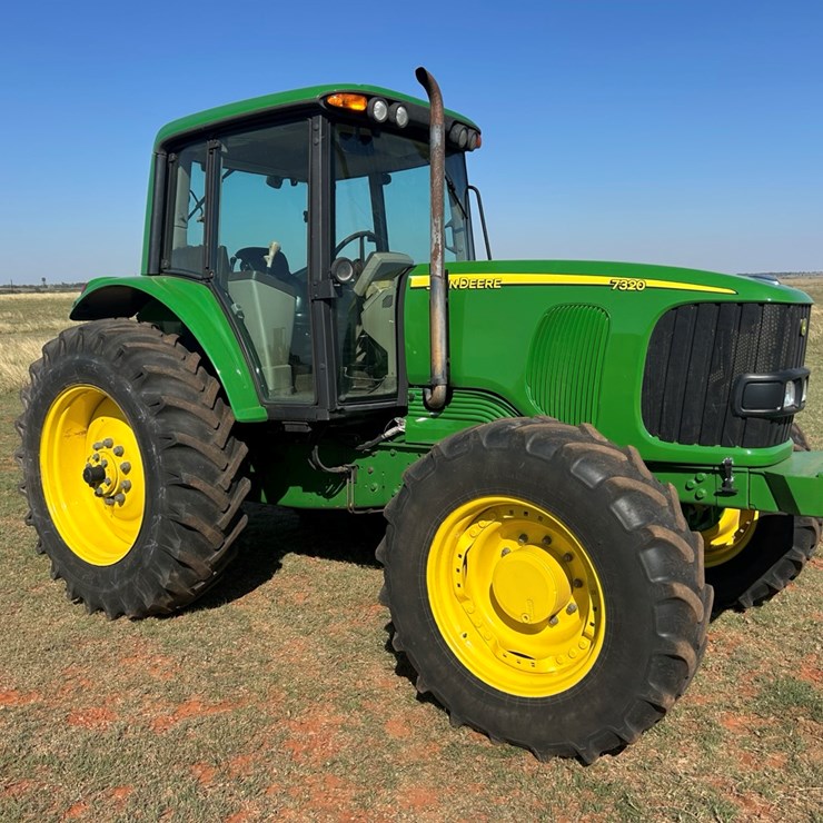 2006 JOHN DEERE 7320