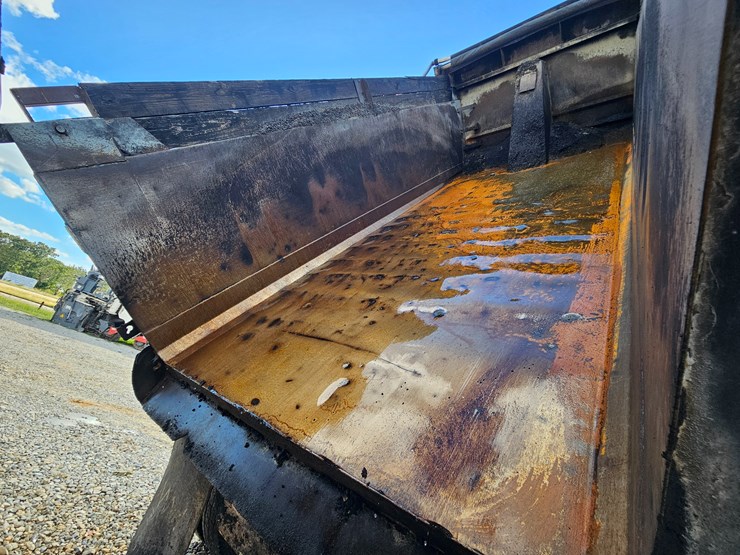 1989-peterbilt-379-image-60